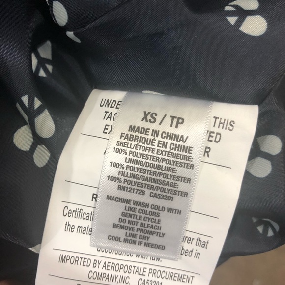 ☀️ Bethany Mota Navy Blue puffer hooded jacket - Picture 5 of 5